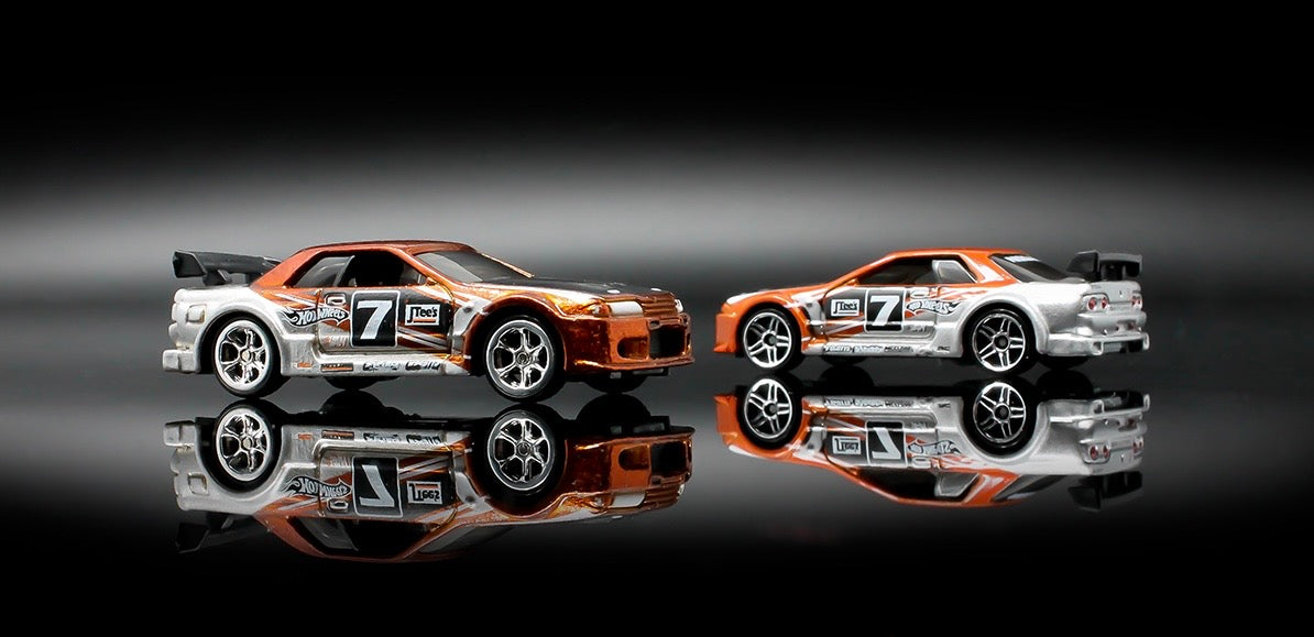 Side view of the 2007 Hot Wheels Nissan Skyline Super Treasure Hunt