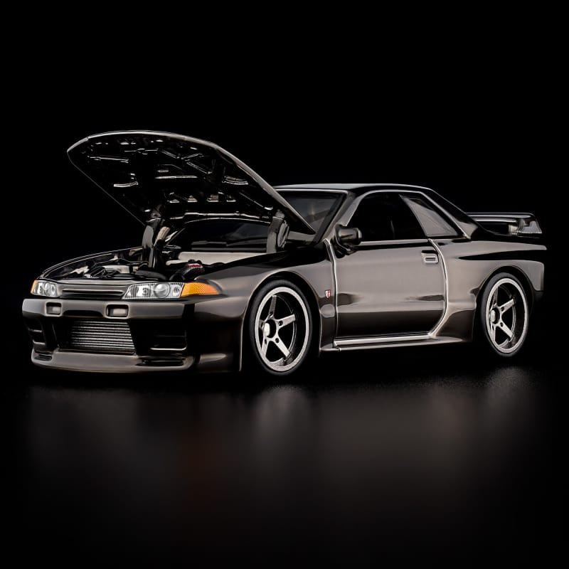 Hot Wheels Nissan Skyline GT-R BNR32, alternate view