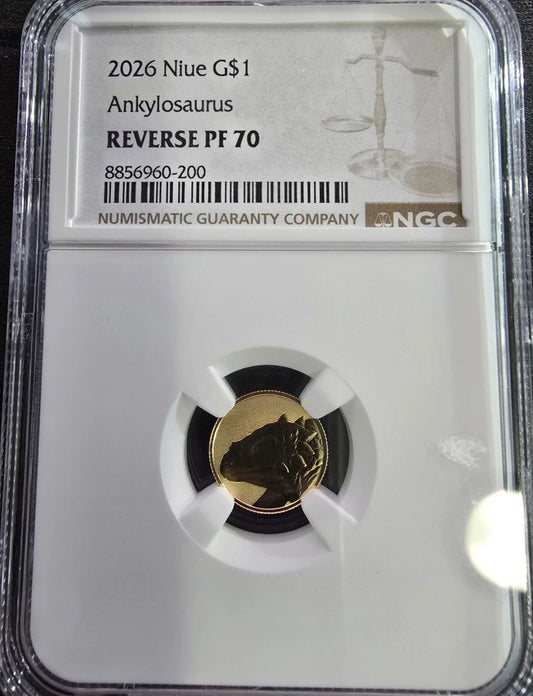 Niue Ankylosaurus 2026, pièce d’or certifiée NGC Reverse PF 70 — recto du slab